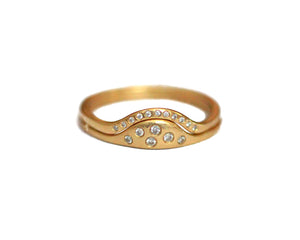 Sun Ring set in 14K yellow gold and white diamonds