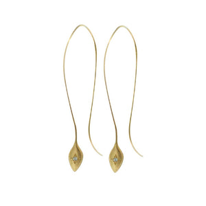 Diamond drop earring in 14K yellow gold with one round diamond in each