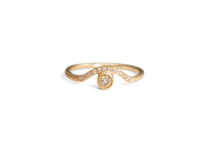 Sunrise Center ring in 14K yellow gold with round champagne diamond center stone and 11 white diamonds in arch